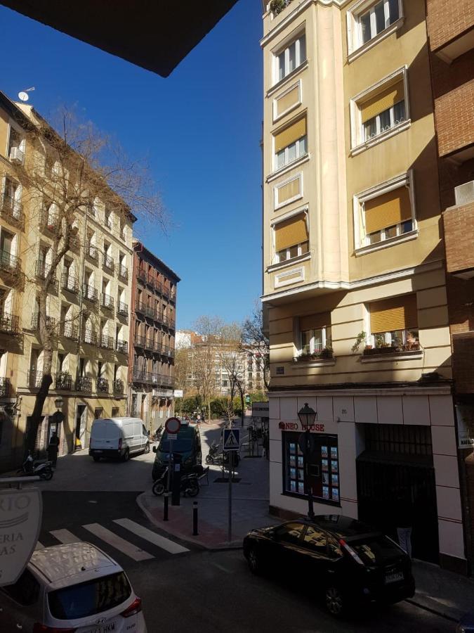 Palafox 23 Vandrarhem Madrid Exteriör bild