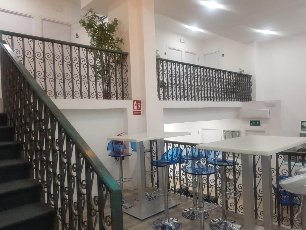 Palafox 23 Vandrarhem Madrid Exteriör bild